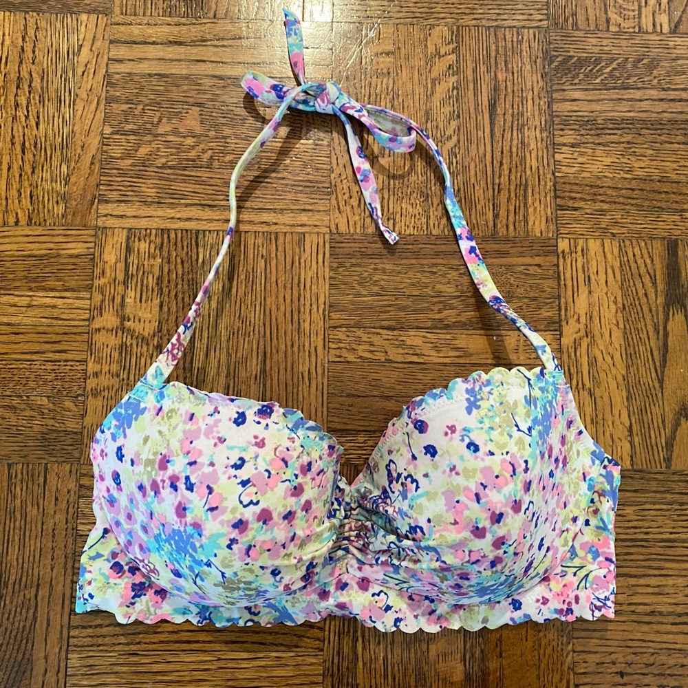 Victoria’s Secret Pastel Floral Swim Top